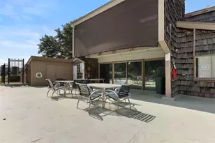 4414 Westminster Dr, Irving, TX 75038 - Photo 32
