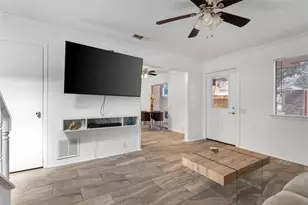 4414 Westminster Dr, Irving, TX 75038 - Photo 10