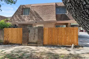 4414 Westminster Dr, Irving, TX 75038 - Photo 2