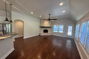 1900 Hackett Creek Dr, McKinney, TX 75072 - Photo 4