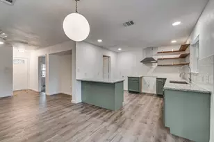 2110 Aggie Dr, Grand Prairie, TX 75051 - Photo 12