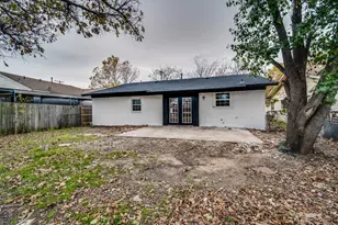 2110 Aggie Dr, Grand Prairie, TX 75051 - Photo 26