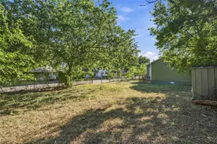 3301 N 23rd St, Waco, TX 76708 - Photo 14
