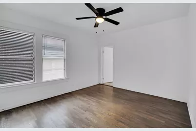 721 W Chambers Street, Cleburne, TX 76033 - Photo 14
