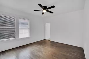721 W Chambers St, Cleburne, TX 76033 - Photo 14