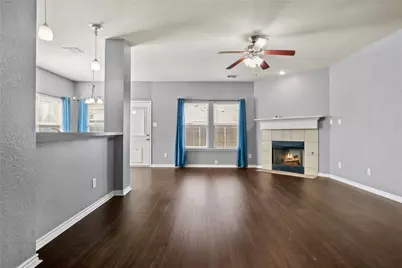 5839 Candlelight Lane, Grand Prairie, TX 75052 - Photo 4
