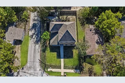 301 Mineral Wells, Terrell, TX 75160 - Photo 4