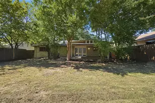 5321 Saddleback Rd, Garland, TX 75043 - Photo 28
