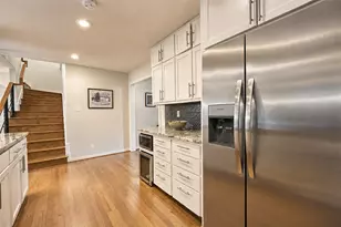 6866 Burwood Ln, Dallas, TX 75214 - Photo 10