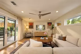 6866 Burwood Ln, Dallas, TX 75214 - Photo 2