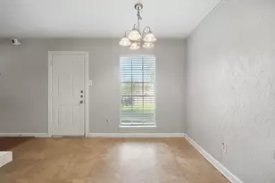 4912 Sandalwood Ln, Arlington, TX 76017 - Photo 12