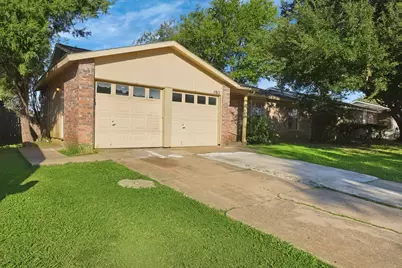 4912 Sandalwood Lane, Arlington, TX 76017 - Photo 1