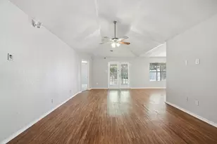 6000 Lavaca Dr, Arlington, TX 76018 - Photo 14