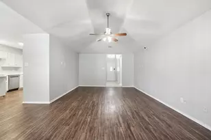 6000 Lavaca Dr, Arlington, TX 76018 - Photo 10