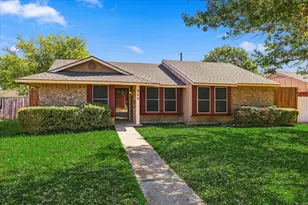 844 Woodrock Dr, Dallas, TX 75217 - Photo 2