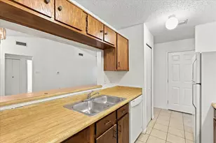 844 Woodrock Dr, Dallas, TX 75217 - Photo 14