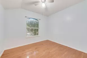 3315 Choir St, Dallas, TX 75237 - Photo 12