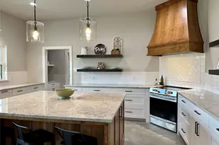 105 Proctor Ln, Decatur, TX 76234 - Photo 10