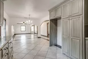 3732 E 1st St, Fort Worth, TX 76111 - Photo 10