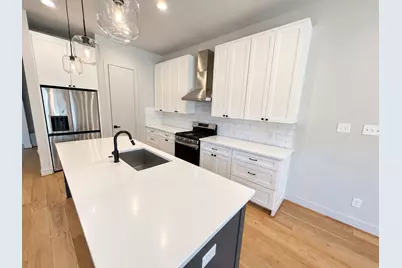 1005 Mount Auburn Avenue, Dallas, TX 75223 - Photo 10