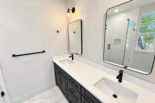 1005 Mt Auburn Ave, Dallas, TX 75223 - Photo 16