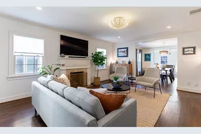 1134 N Edgefield Avenue, Dallas, TX 75208 - Photo 2