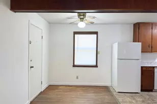 204 E 6th St, Tolar, TX 76476 - Photo 12