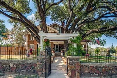 320 E 5th Street, Dallas, TX 75203 - Photo 1