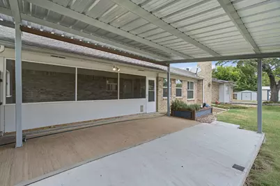 200 Lansford Drive, Benbrook, TX 76126 - Photo 32