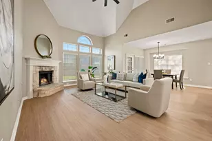 5272 W Cove Way, Grand Prairie, TX 75052 - Photo 6