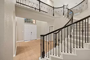 5272 W Cove Way, Grand Prairie, TX 75052 - Photo 4