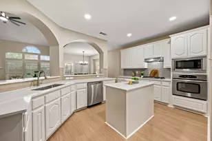 5272 W Cove Way, Grand Prairie, TX 75052 - Photo 16