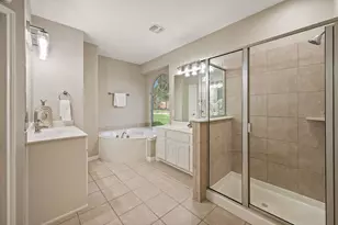 5272 W Cove Way, Grand Prairie, TX 75052 - Photo 20