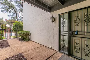 9326 Emberglow Ln, Dallas, TX 75243 - Photo 16