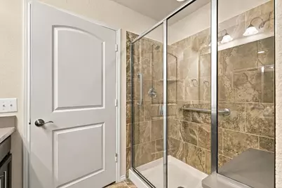 8975 Shore Crest Road, Frisco, TX 75036 - Photo 20