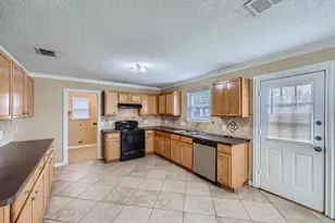 1621 Dragonback Pass, Little Elm, TX 75036 - Photo 14