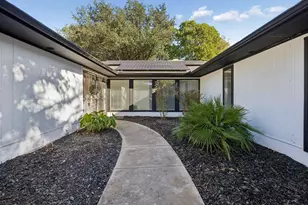 18 Legend Rd, Benbrook, TX 76132 - Photo 4