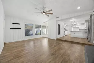18 Legend Rd, Benbrook, TX 76132 - Photo 8