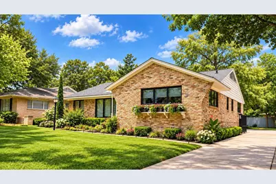 6755 E Mockingbird Lane, Dallas, TX 75214 - Photo 2