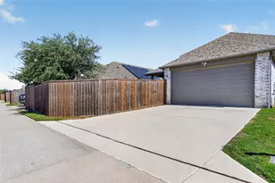 12325 Hulson Trl, Fort Worth, TX 76052 - Photo 40