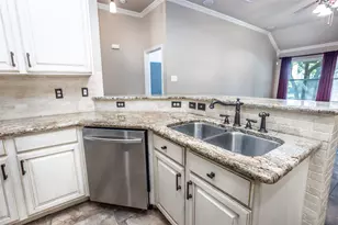 1812 Copper Leaf Dr, Corinth, TX 76210 - Photo 18