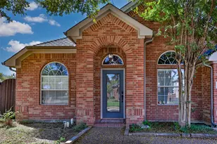 1812 Copper Leaf Dr, Corinth, TX 76210 - Photo 2