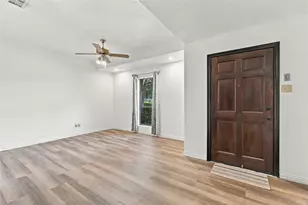702 Mt Vernon Dr, Richardson, TX 75081 - Photo 2