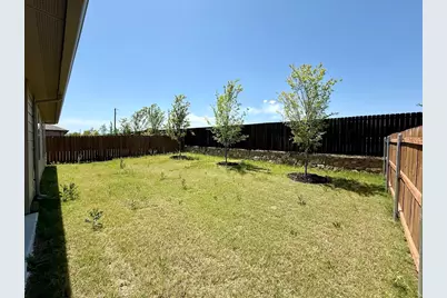 521 W Bronze Circle, Springtown, TX 76082 - Photo 24