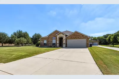 156 Creekwood Ranch Road, Azle, TX 76020 - Photo 4