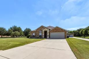 156 Creekwood Ranch Rd, Azle, TX 76020 - Photo 4