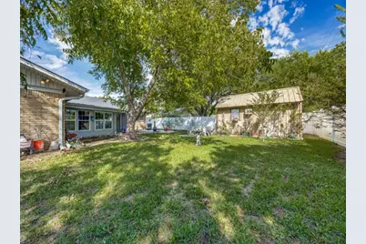 400 Rosedale Drive, Gainesville, TX 76240 - Photo 22