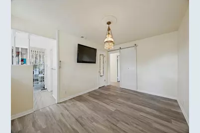 400 Rosedale Drive, Gainesville, TX 76240 - Photo 12
