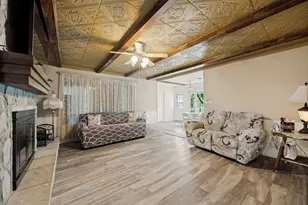 400 Rosedale Dr, Gainesville, TX 76240 - Photo 8