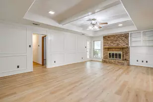 504 Regina Ct, Euless, TX 76039 - Photo 10